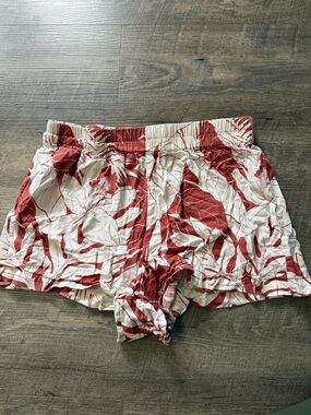Madewell Red and Cream Tropical Print Elastic-Waist Shorts
